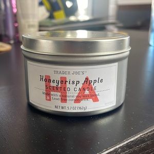 Trader Joe’s Honeycrisp Apple Candle